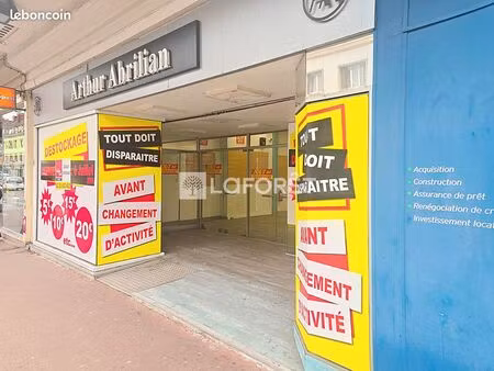 local commercial 373 m² elbeuf