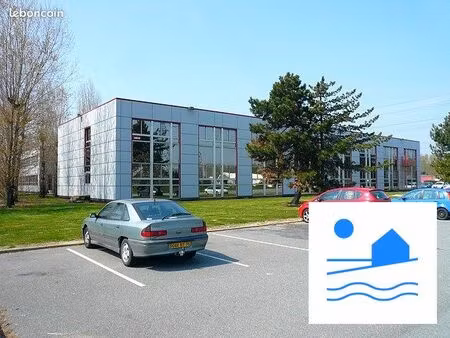 bureaux 80 m²