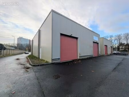local d'activite 400 m² le grand quevilly