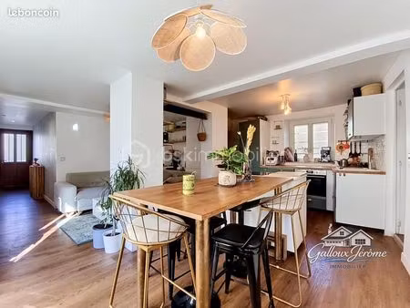 appartement 4 pièces 85 m²