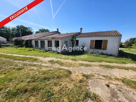 vente maison 4 pièces 108 m² à rioux (17460)  160 000 €