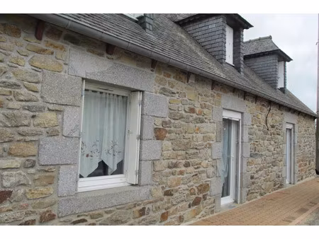 location meublée maison 4 pièces 60 m² à runan (22260)  520 €