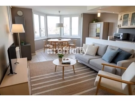 appartement 3 pièces - 77 m²