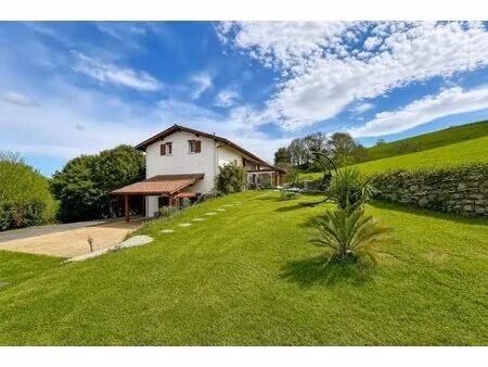 maison de 300m² avec appartement à souraïde