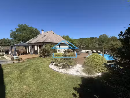 maison familiale avec piscine - 143m² - 4 chambres