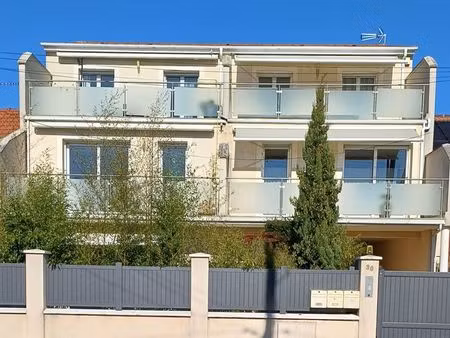 duplex f4  5m à pied gare
