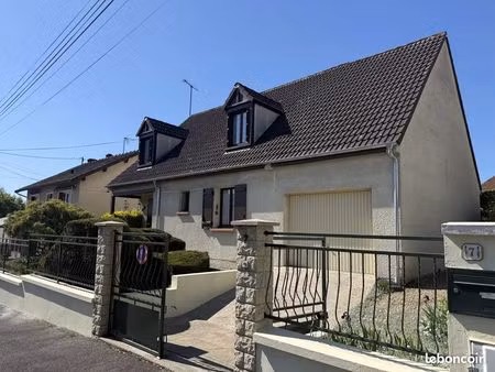 pavillon 7 pièces 132 m²