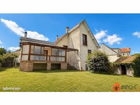 maison 6 pièces 132 m²