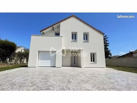 maison 8 pièces 218 m²