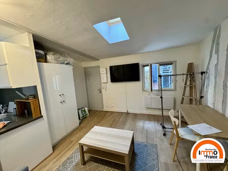 rouen rue beauvoisine - studio meuble de 21 23 m² dans une cour au calme