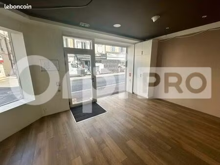 local commercial 75 m²