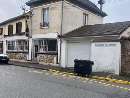 à louer –restaurant avec terrasse + logement – coubert