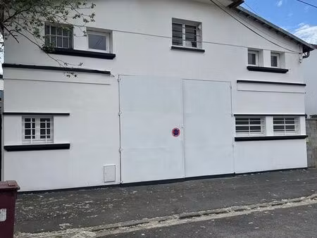 local à louer 460m2