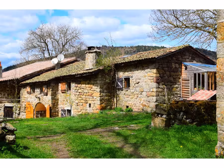 vente maison 7 pièces 195 m² le lac-d’issarlès (07470)