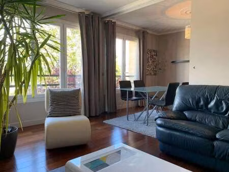 location appartement 3 pièces à caen (14000) : à louer 3 pièces / 63m² caen