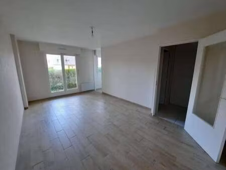 location appartement t1 à montgermont (35760) : à louer t1 / 26m² montgermont