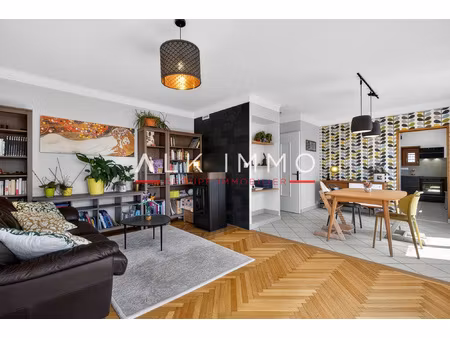 appartement t6 de standing secteur recherché aux portes d'