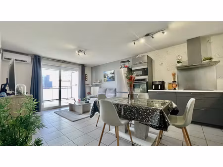 superbe t4 - 76m2 - climatisation - garage double