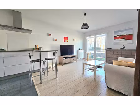 appartement chelles 54 m² t-2 à vendre  242 000 €