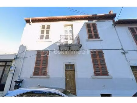 immeuble de 180 m² à pau