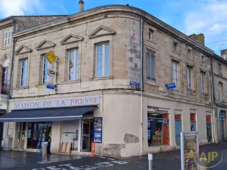 vente immeuble 464 m² pauillac (33250)