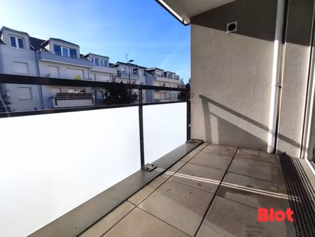 nantes  tortiere - appartement t2 avec balcon  ascenseur  cave et box
