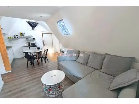 appartement t2 meublé centre historique d'oloron