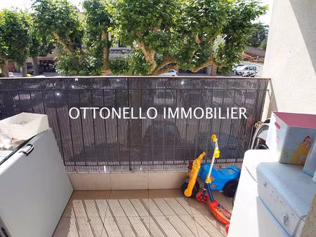 location appartement 3 pièces 55 m² à roquebrune-sur-argens (83520)