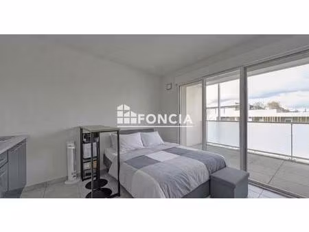 castelnau-le-lez studio 23 m2 avec terrasse et stationnement