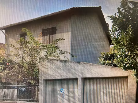 la courneuve immeuble de 5 logements et 2 boxes