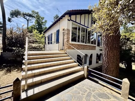 maison - 8 pièces