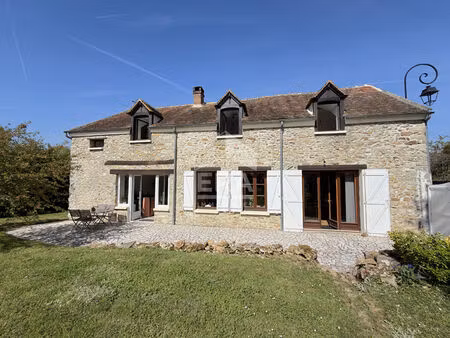 meulière de caractère de 175 m² à saint-ouen-en-brie