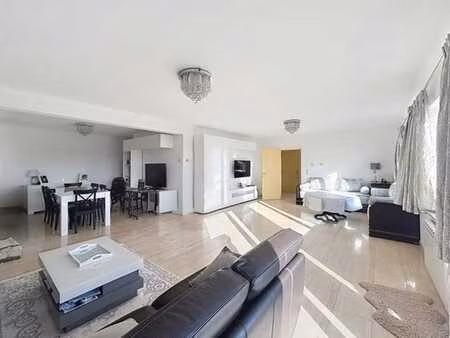 magnifique appartement 3 chambres avec terrasse – 172 m²