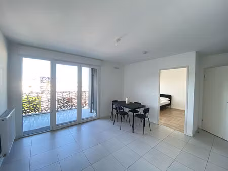 33150 bas cenon - appartement meuble 2 pieces a louer