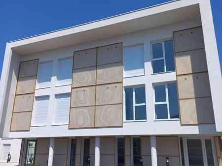studio avec parking à la garde - résidence la releve