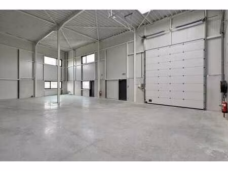 unité pme neuve de 187m² idéalement située entre namur et...