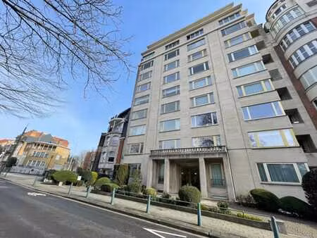 proximité rond point montgomery (appartment 3ch/1bur/3 sdb)