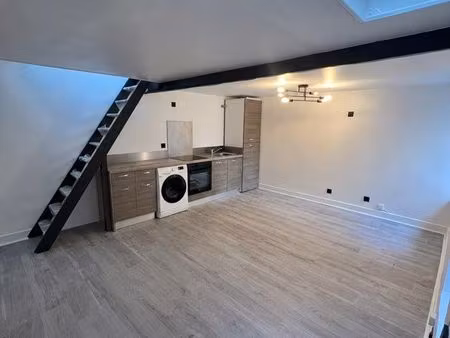 bel appartement duplex centre neauphle le château