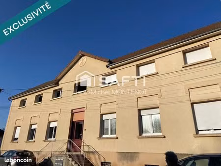 immeuble 373 m² nolay