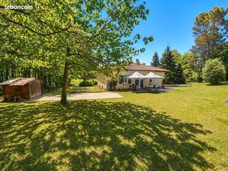 propriété 10 pièces 190 m²