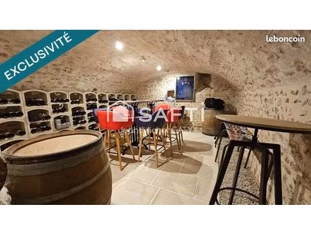 propriété 9 pièces 232 m²