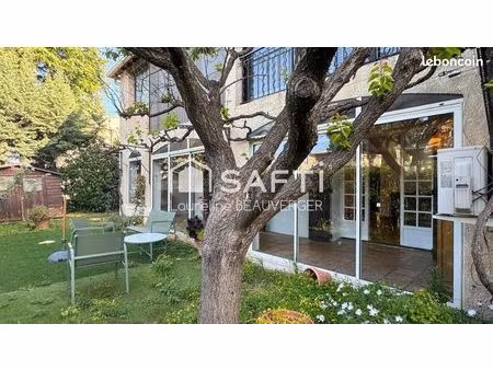 villa 6 pièces 182 m²