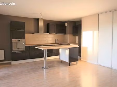t3 66m² - investissement locatif - quartier aerostat (base de loisirs de trappes)
