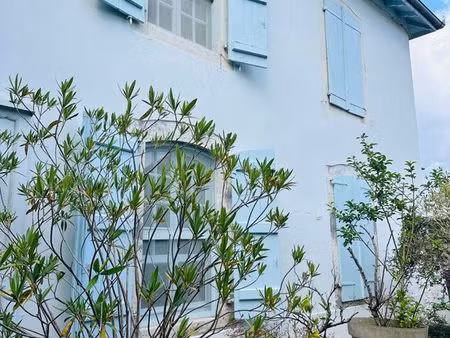 maison 5 pièces 130 m²