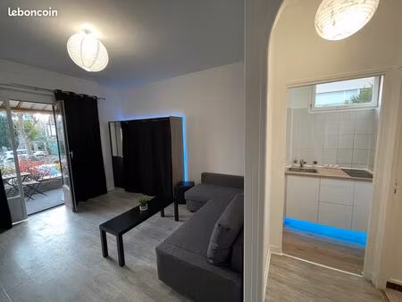 studio 25m2 + terrasse balcon