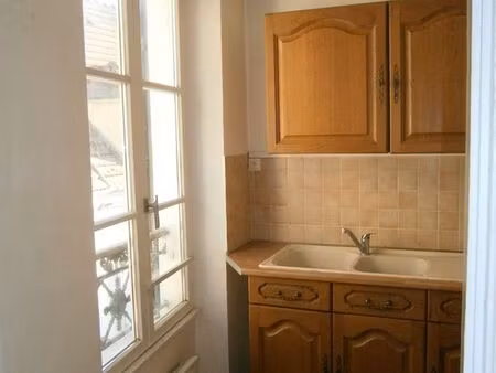 bel appartement de caractère plein centre coulommiers