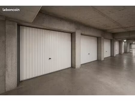 parking sécurisé dans résidence pour 2 roues