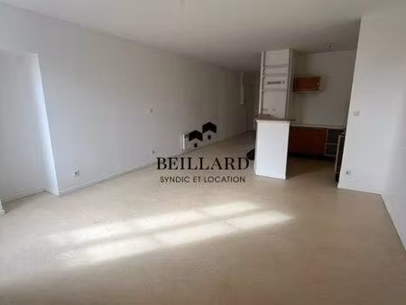 appartement 2 pièces 55 m²
