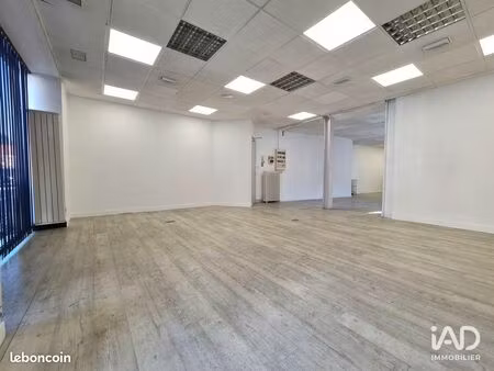 boutique 65 m² domart-en-ponthieu