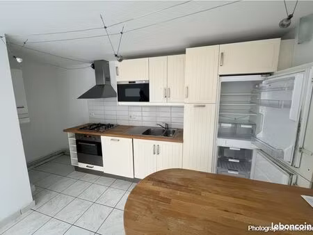 t3 de 60 m2 centre la madeleine